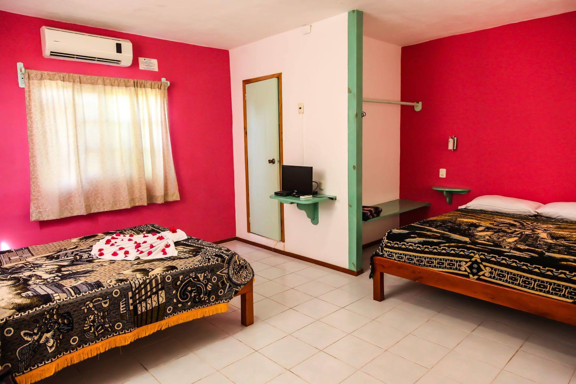 Hotel Residencia La Mariposa Tulum Pueblo Buitenkant foto