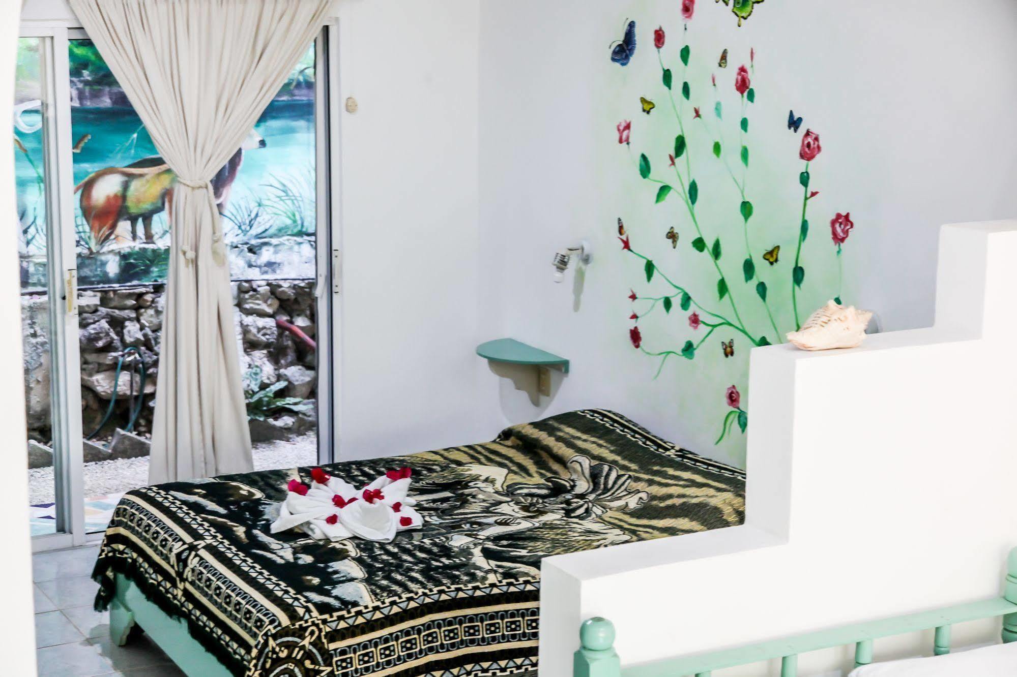 Hotel Residencia La Mariposa Tulum Pueblo Buitenkant foto