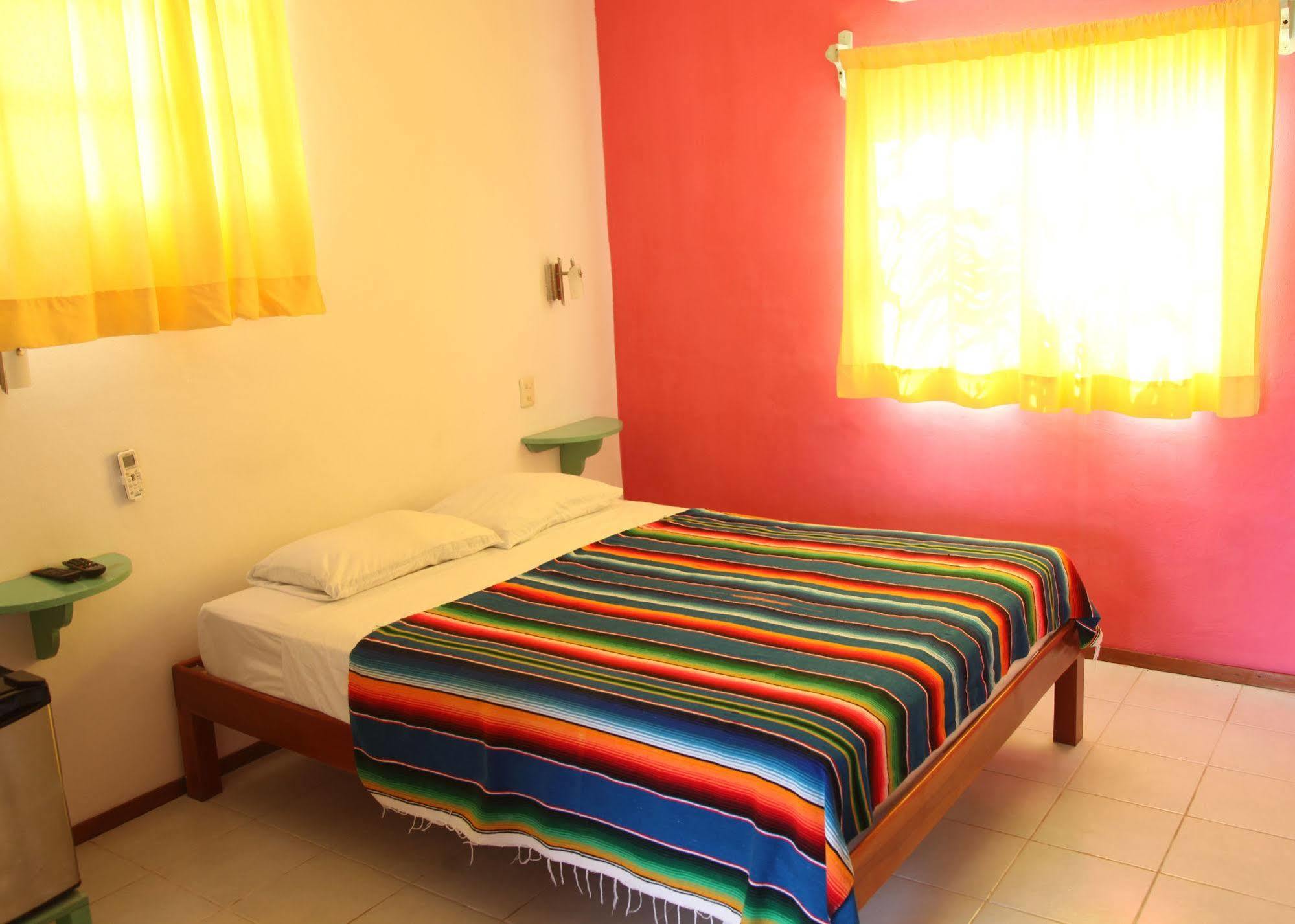 Hotel Residencia La Mariposa Tulum Pueblo Buitenkant foto